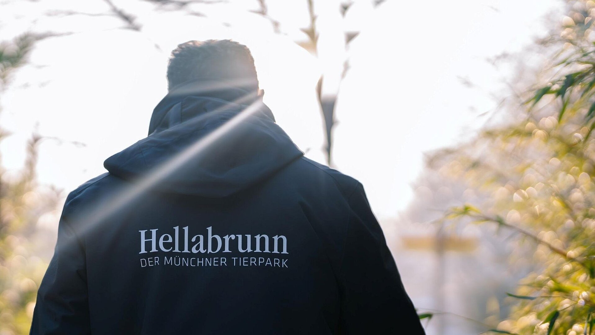 Rasem Baban im winterlichen Tierpark Hellabrunn 